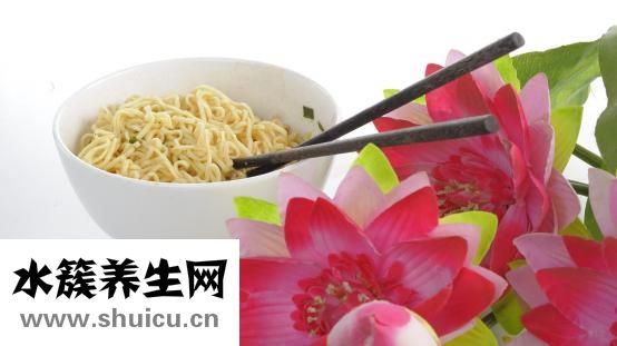 油潑辣子酸湯面