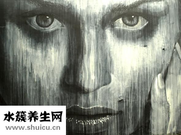 牙齒里取出活蟲(chóng)圖片