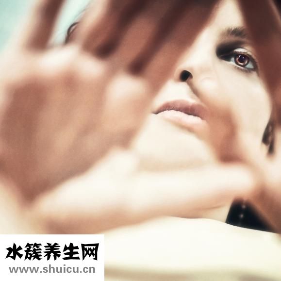 眼睛模糊怎么治