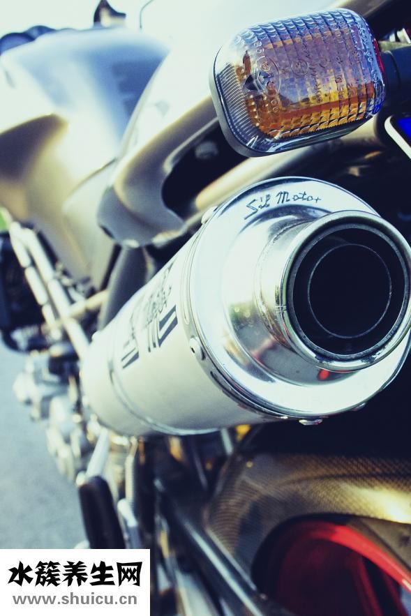 為什么總是放屁