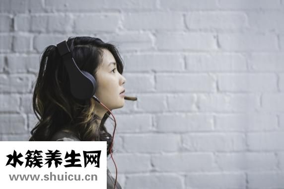 頭發(fā)出油厲害怎么辦