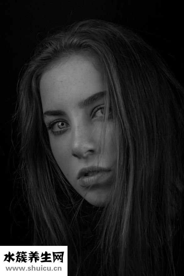 收到假錢怎么辦