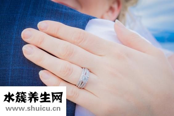 坐骨神經痛吃什么藥