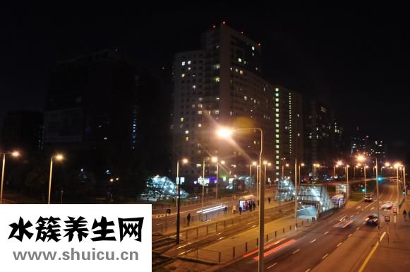 頭皮屑多是什么原因