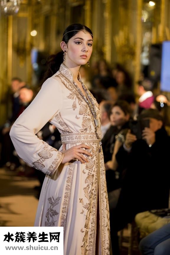 辦護照需要什么