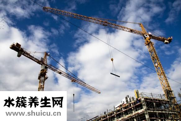 庸人自擾是什么意思