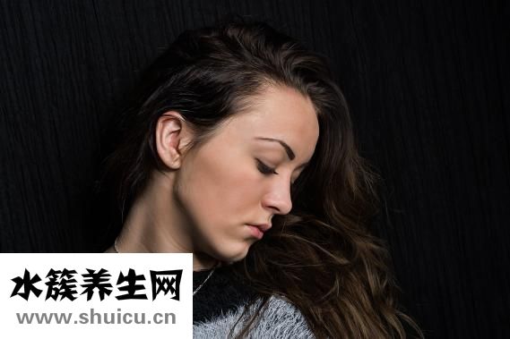 為什么會長白頭發