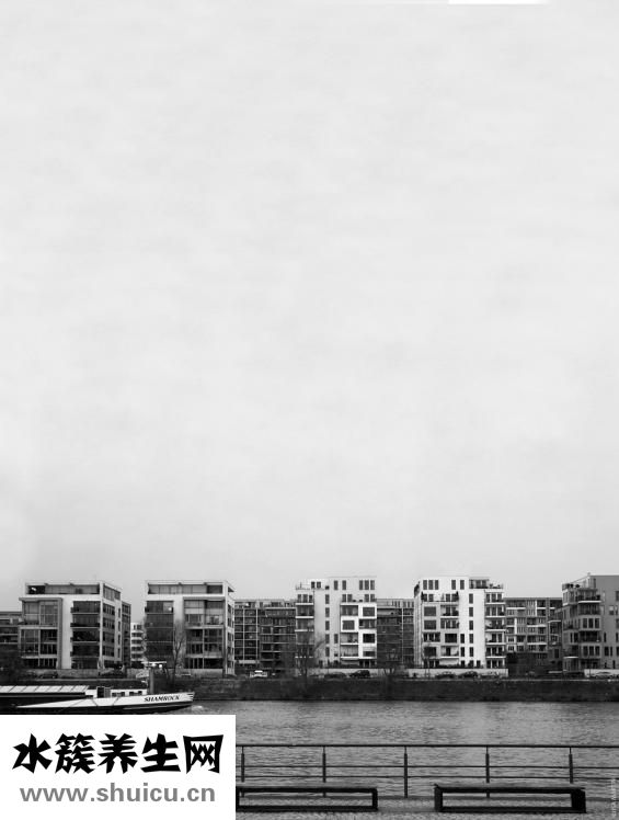 下眼袋怎么消除