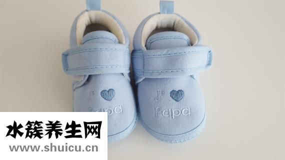 嬰兒吃什么奶粉好