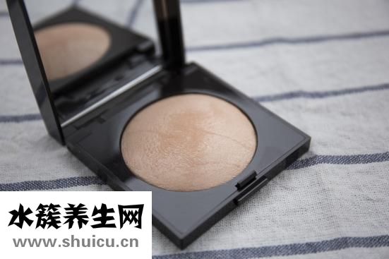 如何去掉黑眼圈