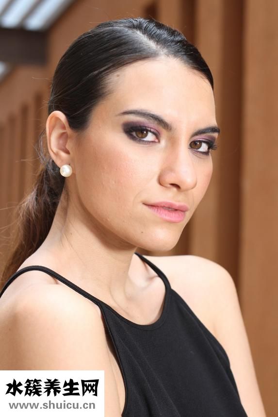 臉上皮膚松弛怎么辦