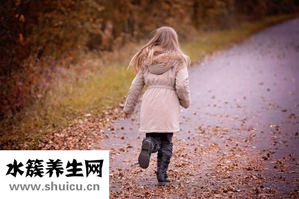 寶寶鬧覺怎么辦