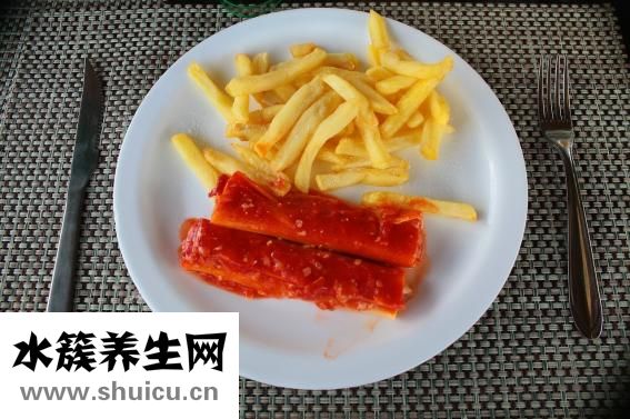 嘴唇上火怎么辦