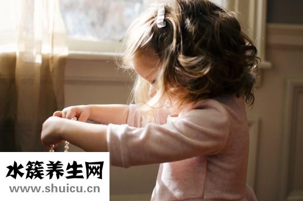 寶寶鬧覺怎么辦