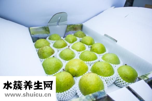 喉嚨痛吃什么水果好