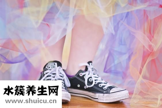 腿腫是什么原因