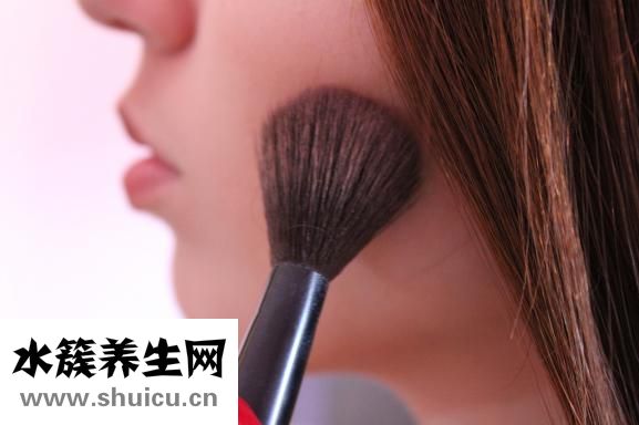 手上皮膚粗糙怎么辦