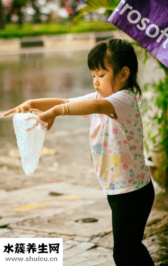 嬰兒拉稀怎么回事