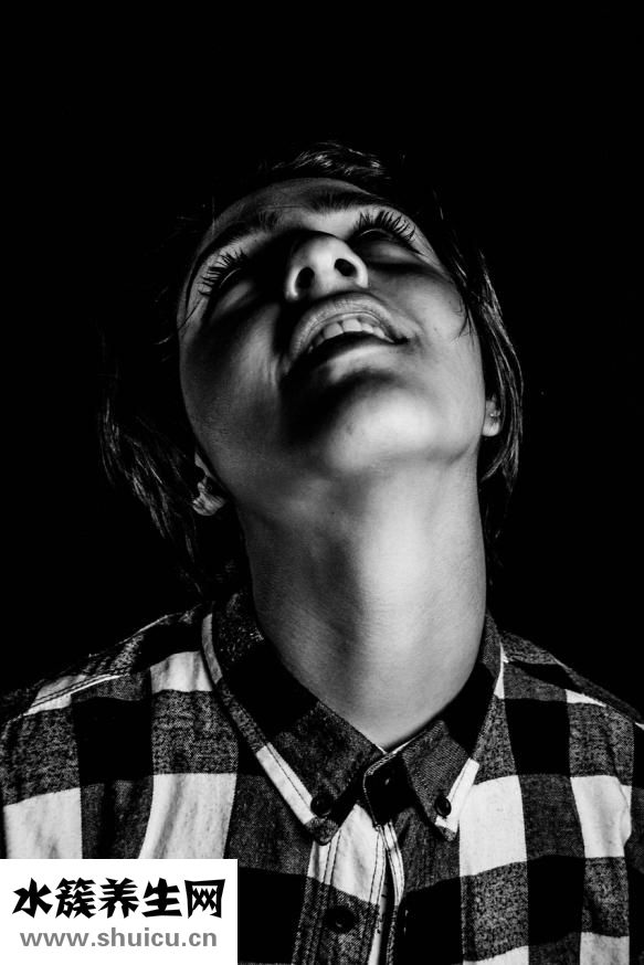 額頭上有皺紋怎么辦