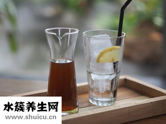 檸檬水什么時候喝好