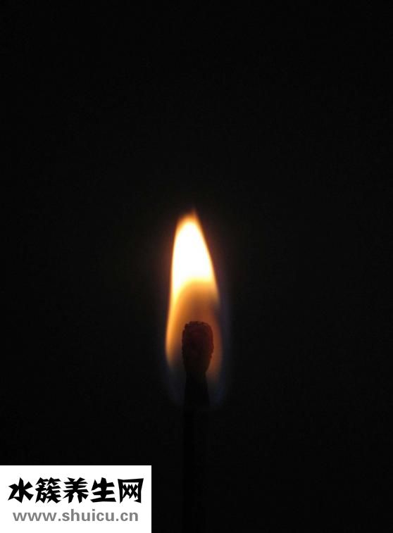 皮膚暗黃怎么美白