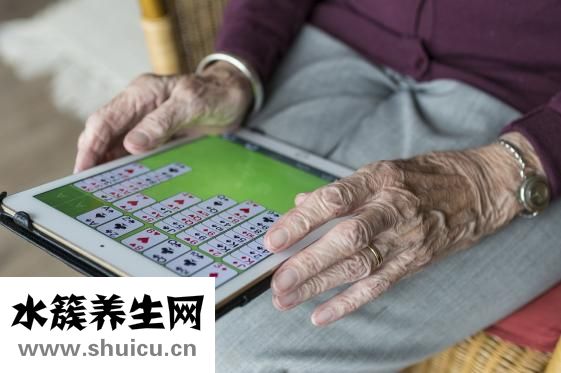 老年人吃什么補(bǔ)鈣