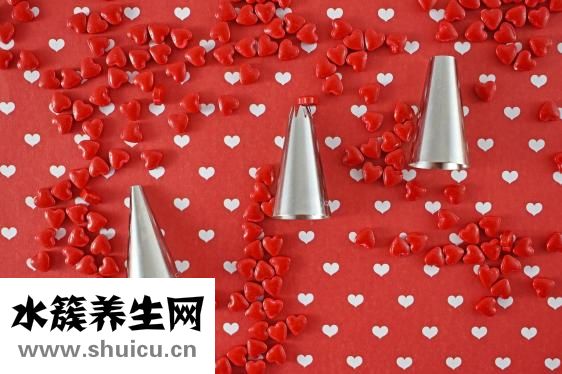 拿什么東西不用手