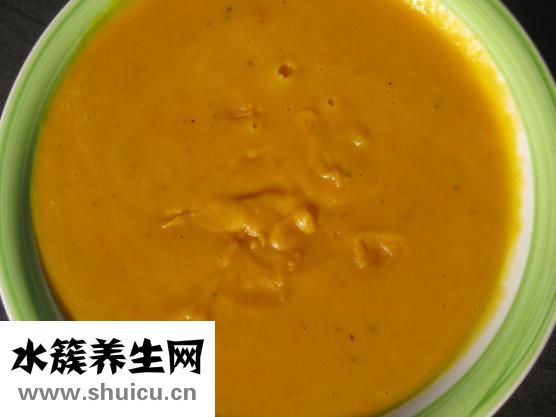 小便黃是怎么回事