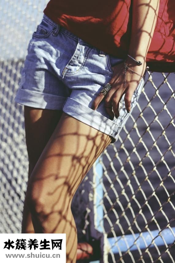 腳浮腫是怎么回事