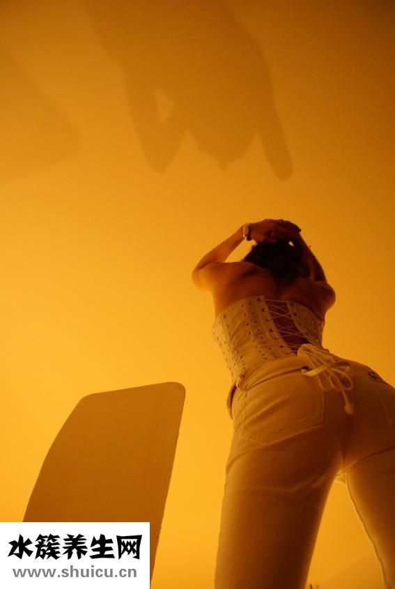 腳浮腫是怎么回事