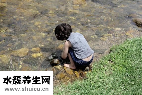 腿軟是怎么回事