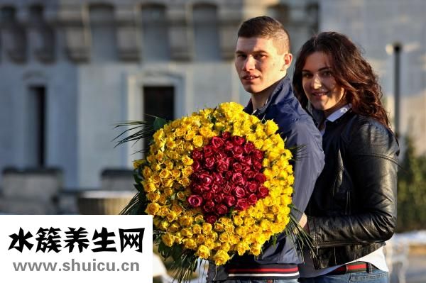 男人腰酸是怎么回事