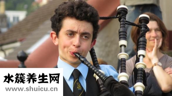 男人腰酸是怎么回事