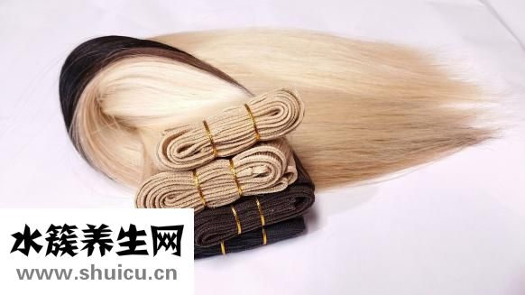 怎么樣給頭發(fā)補(bǔ)水