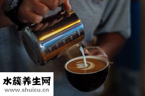 為什么男人喜歡吃奶