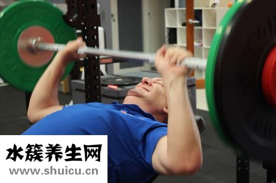 依袖的衣服怎么樣