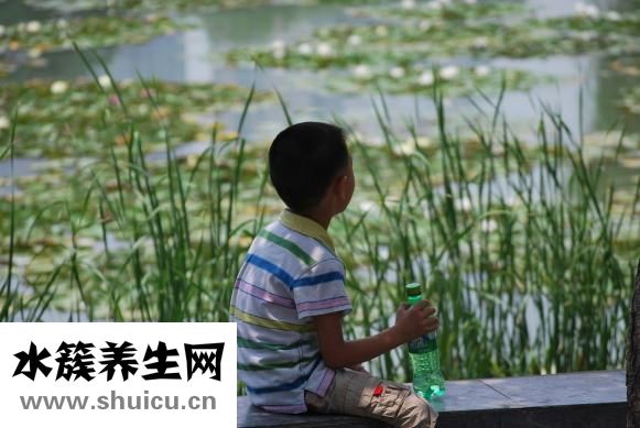 小孩黑眼圈怎么回事