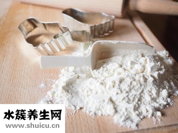 百馨娜的衣服怎么樣