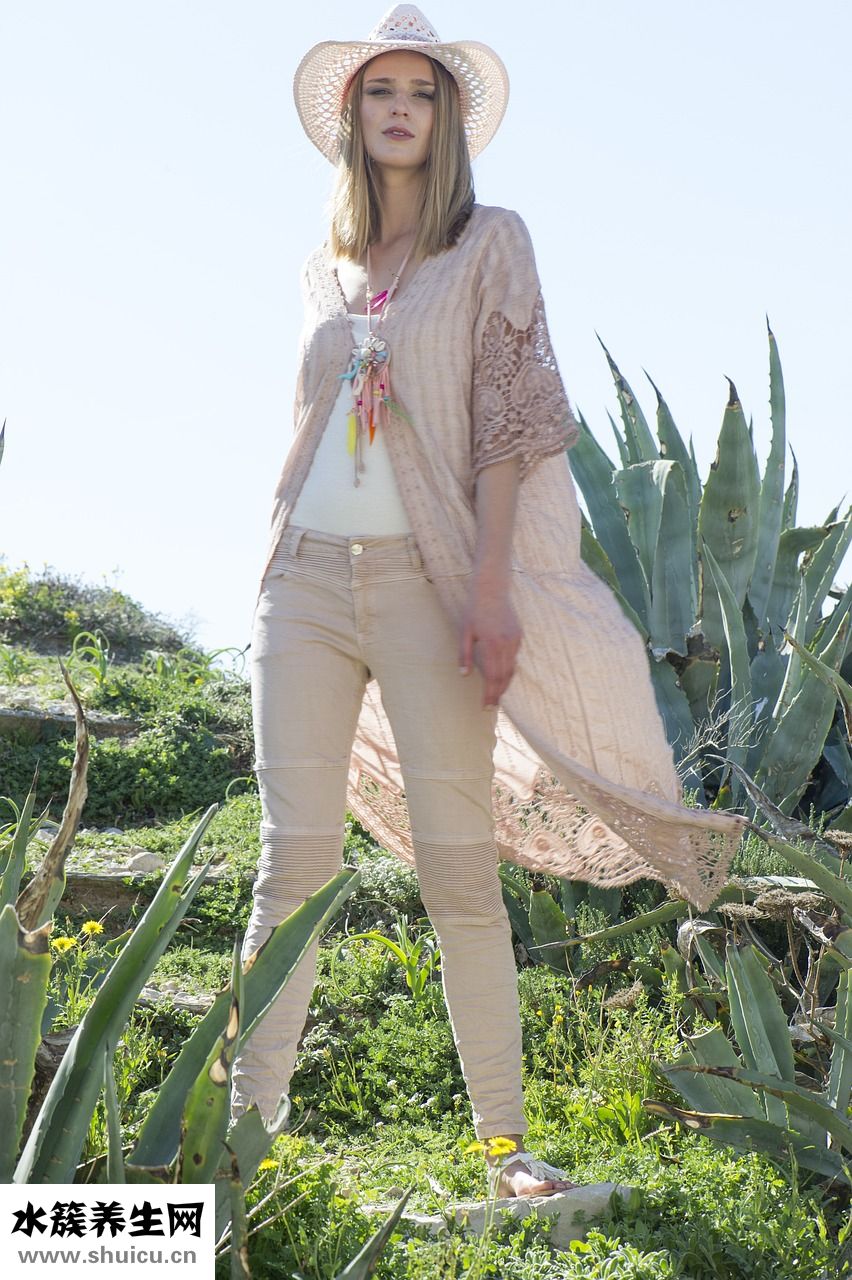 美女什么都沒(méi)有穿