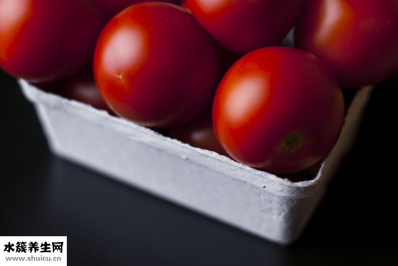 嘴唇比較厚怎么辦