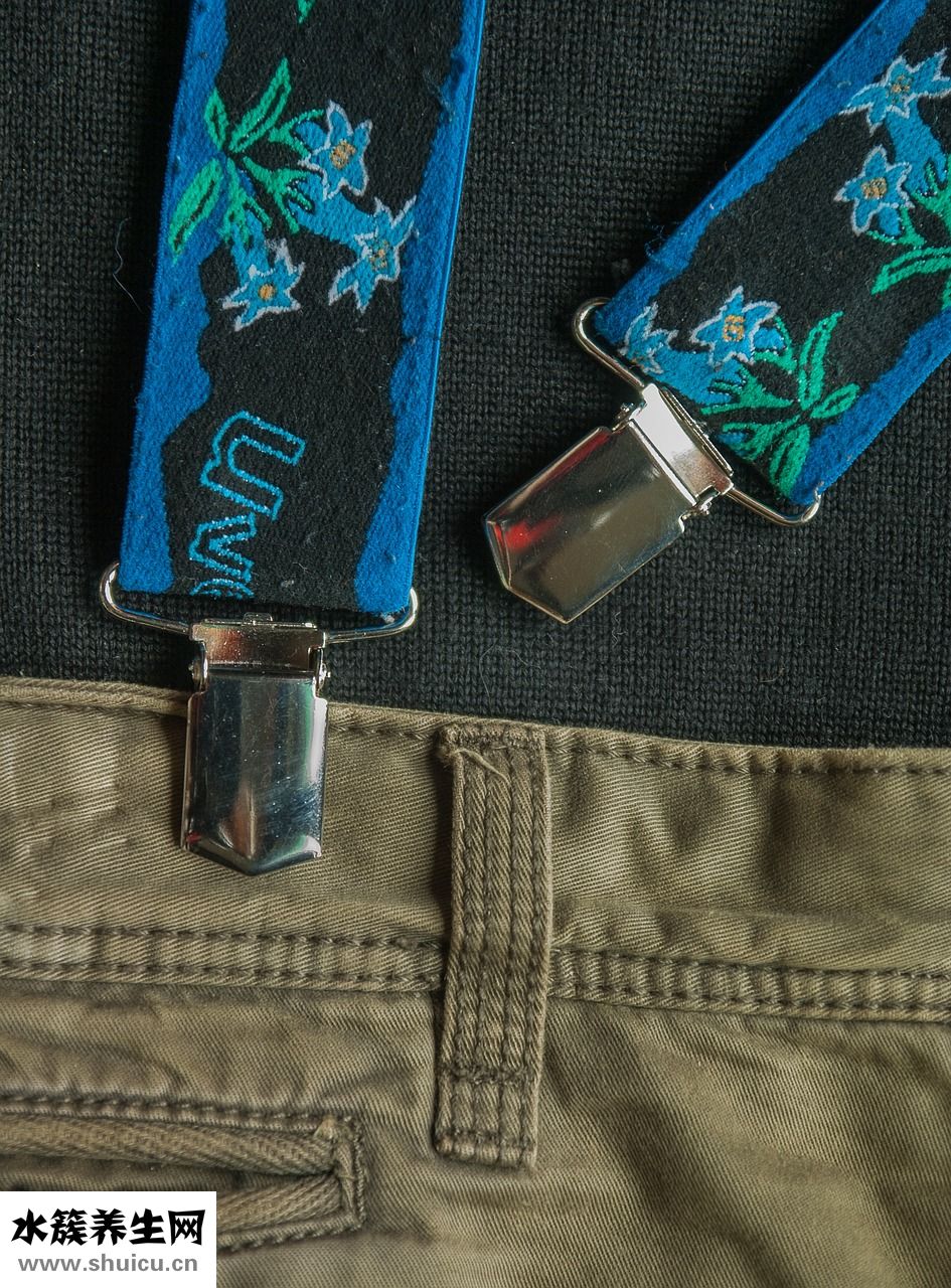 吊帶裙怎么穿內(nèi)衣