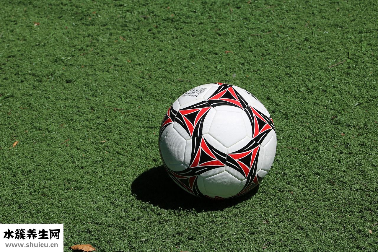 臉上長肝斑怎么回事