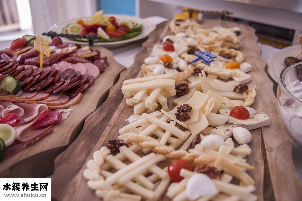 吃完飯肚子脹怎么辦