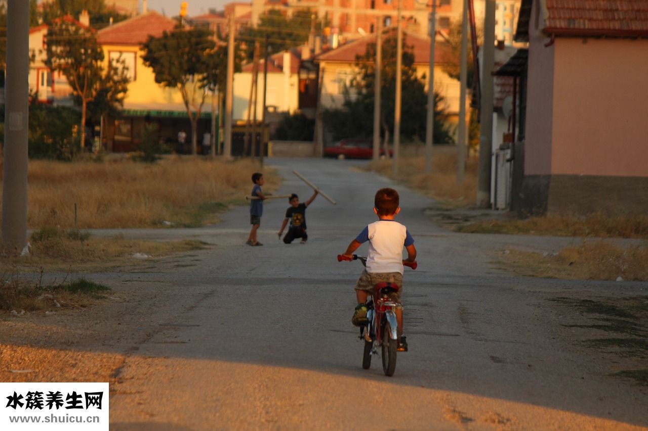 兩歲寶寶膽小怎么辦