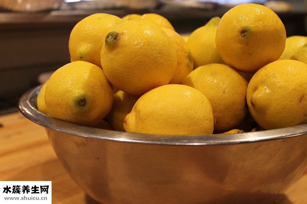 檸檬水怎么喝減肥