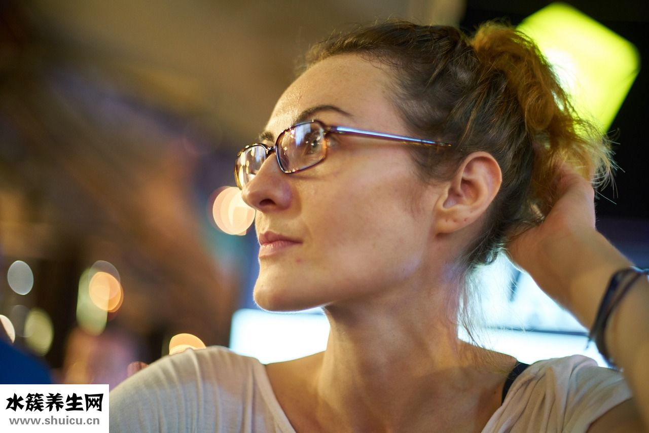 兩個人怎么接吻