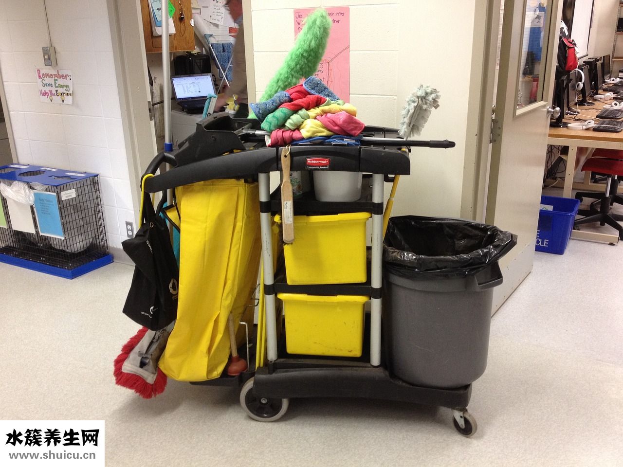 臉上有油斑怎么辦