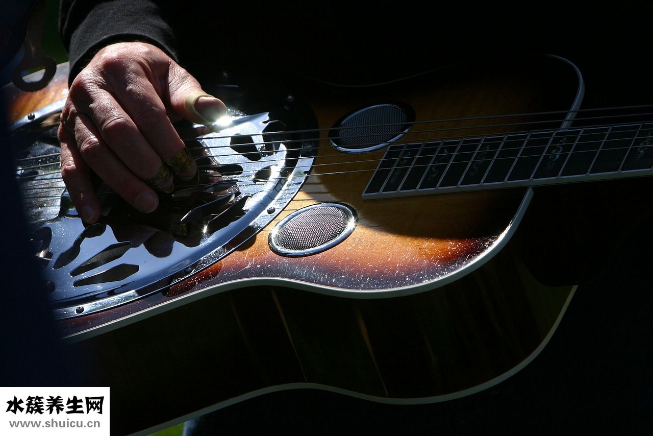 手老是癢怎么回事