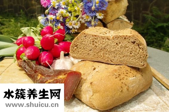 女士肚子脹氣怎么辦