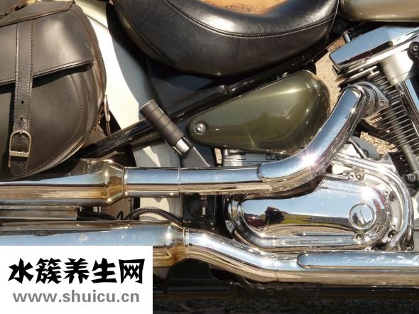 寶寶漲肚子怎么排氣